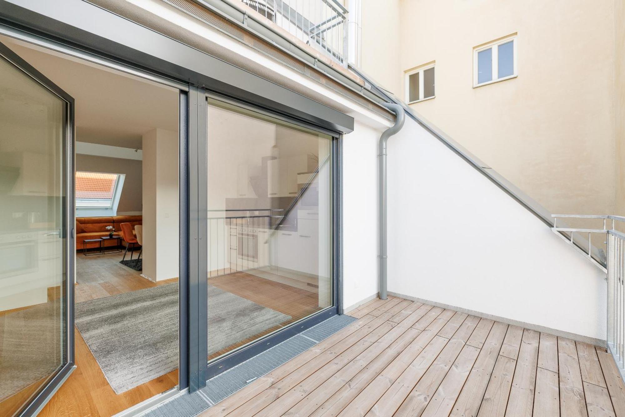 Symphony Apartments 42 - Modern Loft With Terrace And Grill In Central Location Viyana Dış mekan fotoğraf